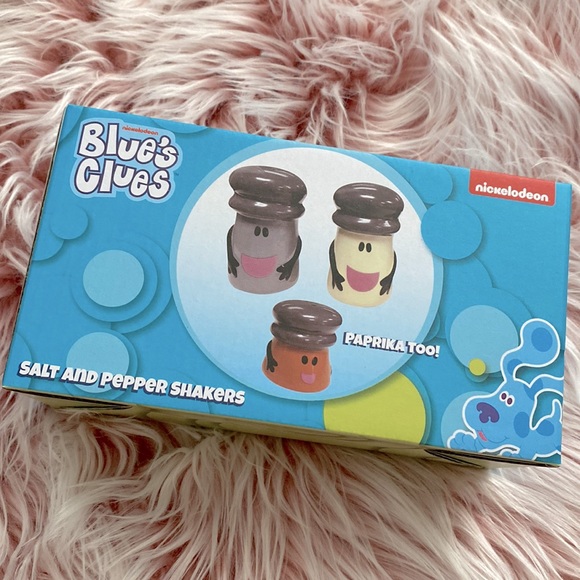 BNWT!✨EXCLUSIVE✨Nickelodeon Blue’s Clues Mr. Salt, Mrs. Pepper,& Paprika Shakers - Picture 4 of 9
